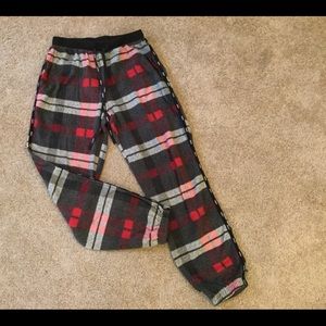 (4 for $20)- DKNY Flannel Joggers